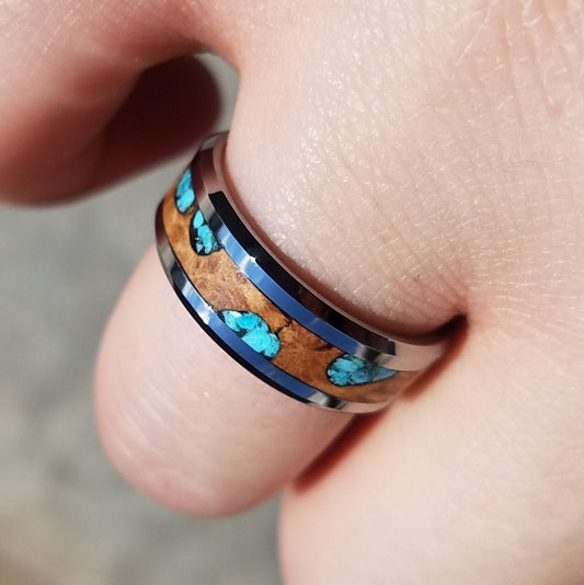 Tungsten ring with maple burl and turquoise inlay. Wooden ring. Tungsten ring. Turquoise ring. Men's ring. Women's ring. Sizes 7-13.