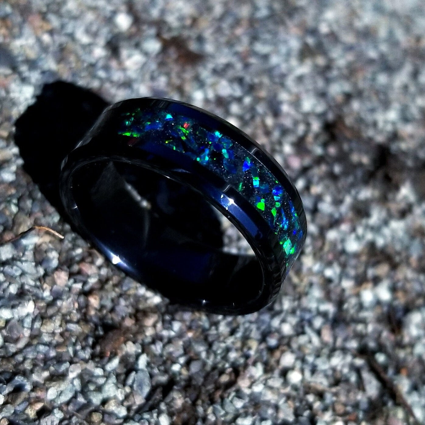 Black ceramic ring forest green opal glow ring. Black ceramic ring. green opal ring. Opal ring. Men's ring. Women's ring. Sizes 5-13